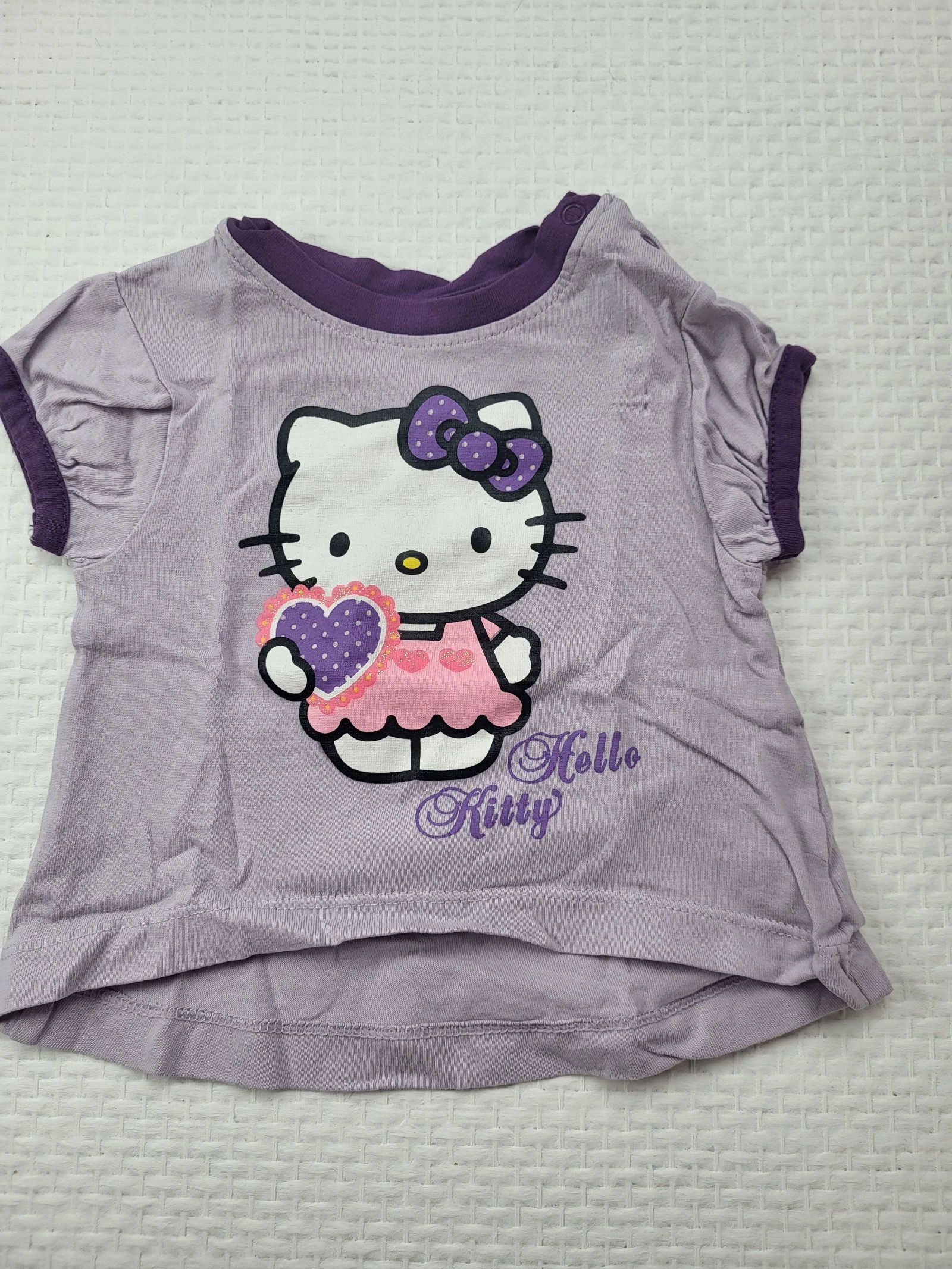 T-shirt mauve Hello Kitty Sanrio – 3 mois (62cm)